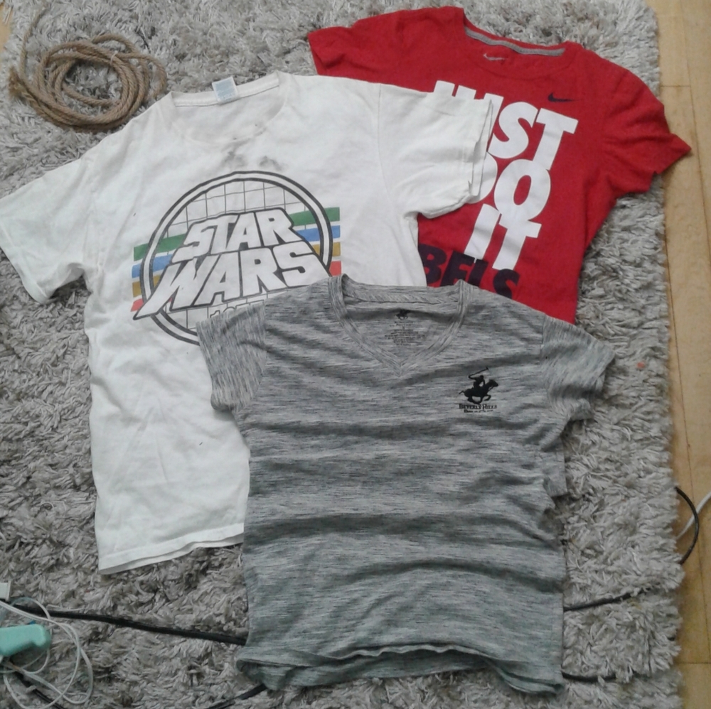 Women T-shirts, 1 hoodie